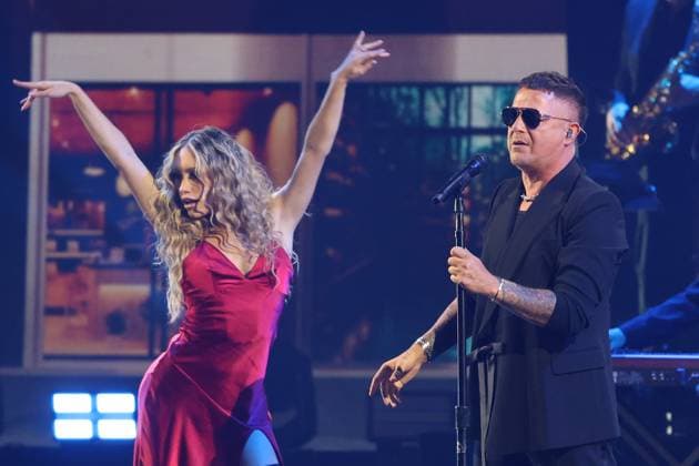Spanish singer Alejandro Sanz performs at the Latin Grammy Awards ceremony in Las Vegas, United States, 13 November 2025. Latin Grammy Awards Ceremony 2025 in Las Vegas !ACHTUNG: NUR REDAKTIONELLE NUTZUNG!  Copyright: xOctavioxGuzmánx AME8944 20251114-55018531471_1