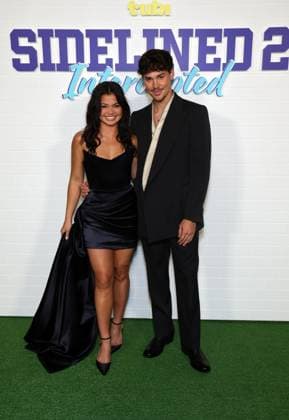 13 November 2025 - Los Angeles, California - Siena Agudong, Noah Beck. Los Angeles premiere of Tubis YA Original Film SIDELINED 2: INTERCEPTED held at Pacific Design Center. Los Angeles USA - ZUMAa123 20251113_zaa_a123_020 Copyright: xADx