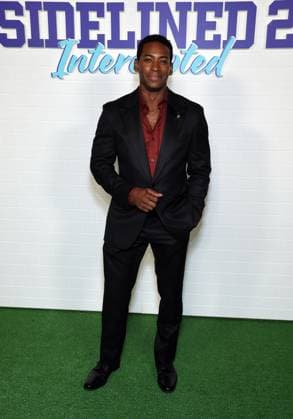 13 November 2025 - Los Angeles, California - Oliver Williams. Los Angeles premiere of Tubis YA Original Film SIDELINED 2: INTERCEPTED held at Pacific Design Center. Los Angeles USA - ZUMAa123 20251113_zaa_a123_077 Copyright: xADx