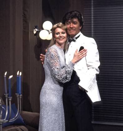 ARCHIV: Peggy March Sängerin Peggy March mit Rex Gildo , 1983 ARCHIVAUFNAHME, Datum geschätzt 20251111JWM0166 *** ARCHIVE Peggy March Singer Peggy March with Rex Gildo , 1983 ARCHIVE ACQUISITION, date estimated 20251111JWM0166