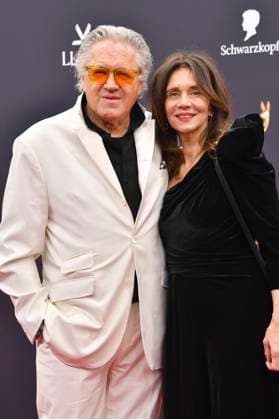 Michael Brandner mit Ehefrau Karin Brandner bei der 77. Bambi-Verleihung 2025 in den Bavaria Filmstudios. München, 13.11.2025