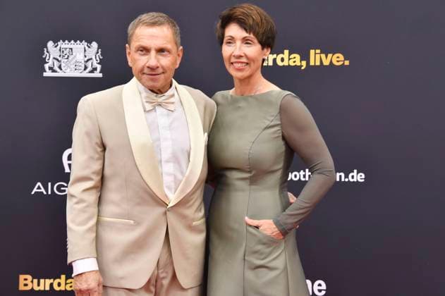 Richy Müller mit Ehefrau Christl Stumhofer bei der 77. Bambi-Verleihung 2025 in den Bavaria Filmstudios. München, 13.11.2025