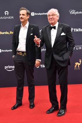 Max von Thun mit Vater Friedrich von Thun bei der 77. Bambi-Verleihung 2025 in den Bavaria Filmstudios. München, 13.11.2025