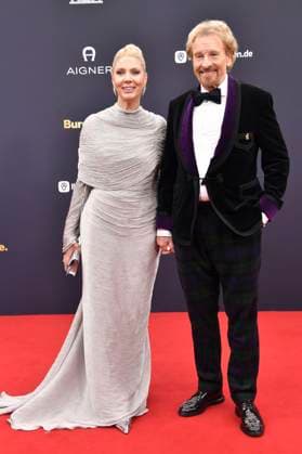 Thomas Gottschalk mit Ehefrau Karina Mroß bei der 77. Bambi-Verleihung 2025 in den Bavaria Filmstudios. München, 13.11.2025