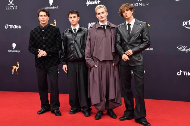 Tim Schaecker, Julien Brown, Luis Freitag und Bene Schulz von den Elevator Boys bei der 77. Bambi-Verleihung 2025 in den Bavaria Filmstudios. München, 13.11.2025