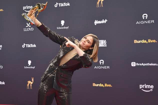 Hazel Brugger bei der 77. Bambi-Verleihung 2025 in den Bavaria Filmstudios. München, 13.11.2025
