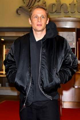 abb WuenscheEssen- Matthias Schweighöfer Schweighoefer Schauspieler auf dem roten Teppich bei der NRW Premiere des Kinofilms DAS LEBEN DER WÜNSCHE WUENSCHE im Kino Lichtburg am 13.02.2025 in Essen, NRW Deutschland