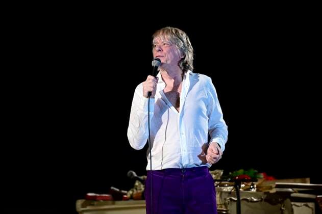 Helge Schneider live bei einem Konzert seiner Ein Mann und seine Musik -Tour in der Messehalle. Löbau, 13.11.2025