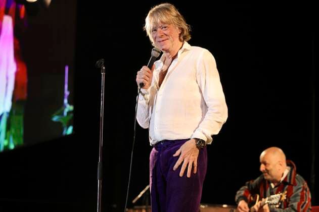 Helge Schneider live bei einem Konzert seiner Ein Mann und seine Musik -Tour in der Messehalle. Löbau, 13.11.2025