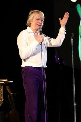 Helge Schneider live bei einem Konzert seiner Ein Mann und seine Musik -Tour in der Messehalle. Löbau, 13.11.2025