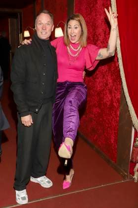 abb Palazzo- Madita van Huelsen Moderatorin mit Begleitung mann bei der Premiere von Cornelia Poletto 10. Dinner Show PALAZZO Hier und Jetzt am 13.11.2025 in Hamburg Hamburg Deutschland