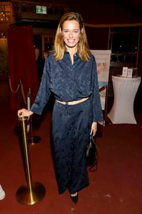 abb Palazzo- Susanne Boehm Moderatorin bei der Premiere von Cornelia Poletto 10. Dinner Show PALAZZO Hier und Jetzt am 13.11.2025 in Hamburg Hamburg Deutschland