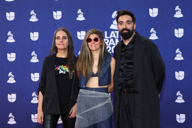 (L-R) Brenda Martin, Lula Bertoldi and Gabriel Pedernera of Eruca Sativa arrives for the 26th annual Latin Grammy Awards at the MGM Garden Arena in Las Vegas, Nevada on Thursday, November 13, 2025.  LAV20251113133 JAMESxATOA