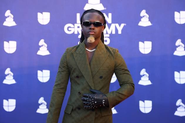 Julito Gastón arrives for the 26th annual Latin Grammy Awards at the MGM Garden Arena in Las Vegas, Nevada on Thursday, November 13, 2025.  LAV20251113074 JAMESxATOA