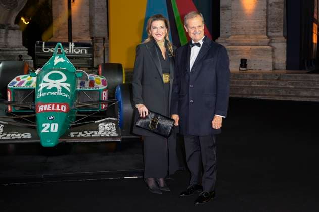 Giampiero Massolo mit Ehefrau bei der Premiere der Sky-Dokumentation Benetton Formula im Space Cinema Moderno. Rom, 13.11.2025