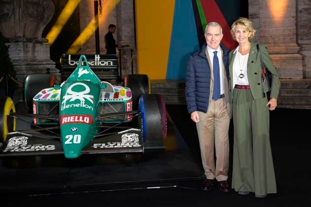 Giampiero Letta und Rossana Ridolfi bei der Premiere der Sky-Dokumentation Benetton Formula im Space Cinema Moderno. Rom, 13.11.2025