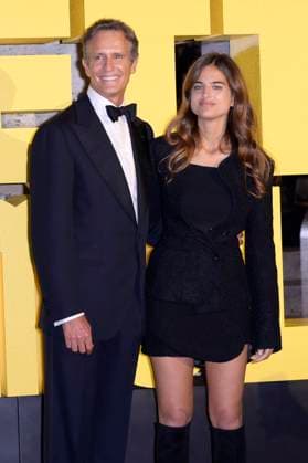 Alessandro Benetton und Martina Ferragamo bei der Premiere der Sky-Dokumentation Benetton Formula im Space Cinema Moderno. Rom, 13.11.2025
