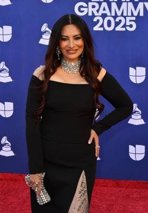 The 26th Annual Latin GRAMMY Awards - Arrivals Miriam Hernandez attends The 26th Annual Latin GRAMMY Awards at MGM Grand Garden Arena on November 13, 2025 in Las Vegas, Nevada. . Las Vegas MGM Grand Garden Arena Nevada USA Copyright: xCxFlanigan imageSPACEx