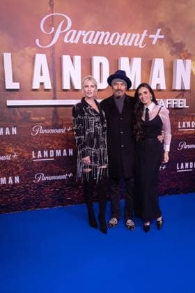 Premiere 2. Staffel LANDMAN Billy Bob Thornton Demi Moore Ali Larter Europapremiere der 2. Staffel von LANDMAN im Kino Zoo Palast in Berlin Copyright: xEventpressxFuhrx