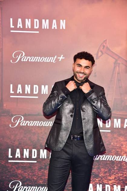 Europapremiere von landmann Internet-Star Younes Zarou Ankunft roter Teppich zur Europapremiere von landmann .in berlin am 14.11,2025