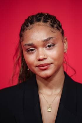Award - Glamour Women of the Year 2025 - Sira-Anna Faal beim Glamour Women of the Year Award 2025 im Ritz Carlton Hotel Berlin am 14.11.2025. Copyright: xEventpressxKochanx