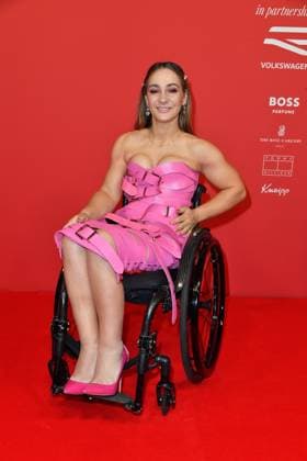 Kristina Vogel bei der Ankunft zu der Verleihung des dritten Glamour Women of the Year Awards im The Ritz Carlton Hotel in Berlin 14.11.2025