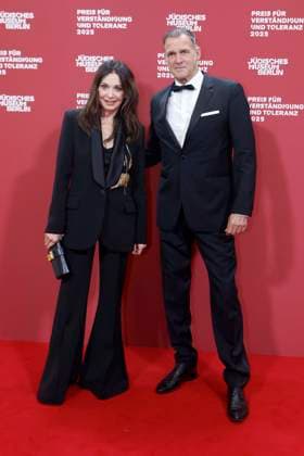15.11.2025, Iris Berben, Heiko Kiesow, beim 24. Preis fuer Verstaendigung und Toleranz im Juedischen Museum in Berlin, Berlin Deutschland, Germany