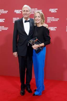 15.11.2025, Ulrich Wickert, Julia Jaeckel, beim 24. Preis fuer Verstaendigung und Toleranz im Juedischen Museum in Berlin, Berlin Deutschland, Germany
