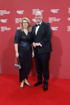 15.11.2025, Helge Braun, Praesident Universität Lübeck, und Ehefrau Katja, beim 24. Preis fuer Verstaendigung und Toleranz im Juedischen Museum in Berlin, Berlin Deutschland, Germany