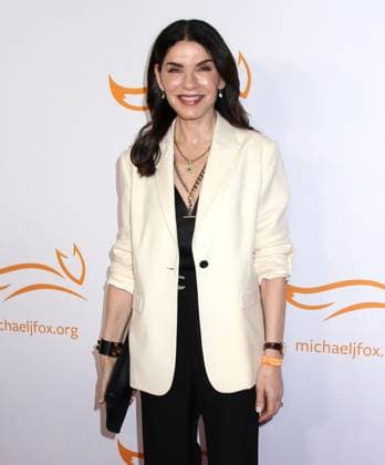 A Funny Thing Happened on the Way to Cure Parkinson s 2025 Gala Julianna Margulies attending the A Funny Thing Happened on the Way to Cure Parkinson s 2025 Gala benefitting The Michael J. Fox Foundation held at Cipriani South Street at Casa Cipriani on November 15, 2025 in New York City, NY New York City Cipriani South Street at Casa Ci NY USA Copyright: xStevenxBergman AFF-USA.COMx