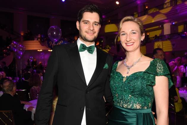 Narrhalla Faschingsprinzenpaar Stephan I. 34 Kuerten Entwicklungsingenieur Samantha I. Bigl 28 Produktmanagerin Muenchen 15.11.2025 Bayerischer Hof Narrhalla Hofballl Foto Muenchen