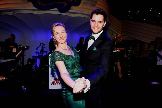 Narrhalla Faschingsprinzenpaar Samantha I. Bigl 28 Stephan I. 34 Kuerten Entwicklungsingenieur Muenchen 15.11.2025 Bayerischer Hof Narrhalla Hofballl Foto Muenchen