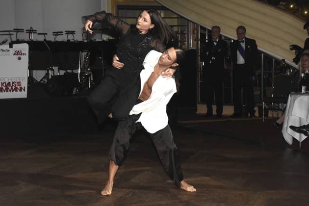 Modern Dance-Sarah Zimmermann Carlo Di Lorenzo Muenchen 15.11.2025 Bayerischer Hof Narrhalla Hofballl Foto Muenchen