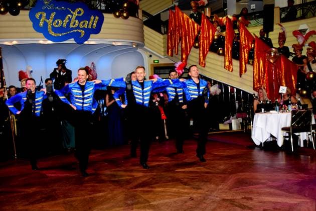 Fahnenregiment-Show Muenchen 15.11.2025 Bayerischer Hof Narrhalla Hofballl Foto Muenchen