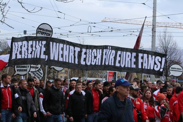 16.11.2025 Demonstration Fandemo in Leipzig Der Fußball ist sicher. Die Fans von Union Berlin. Leipzig Sachsen Deutschland