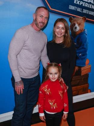 Celebrities At The Paddington Bear Festive Experience VIP Day In London - 16 Nov 2025 James Jordan and Ola Jordan seen attending The Paddington Bear Festive Experience VIP Day at County Hall in London. London United Kingdom Copyright: xBrettxCovex xSOPAxImagesx James Ola BDC_6165