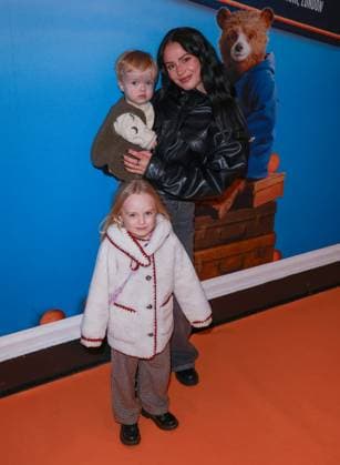Celebrities At The Paddington Bear Festive Experience VIP Day In London - 16 Nov 2025 Olivia Hawkins seen attending The Paddington Bear Festive Experience VIP Day at County Hall in London. London United Kingdom Copyright: xBrettxCovex xSOPAxImagesx Liv BDC_6091