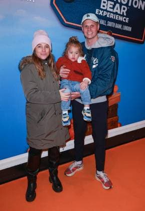 Celebrities At The Paddington Bear Festive Experience VIP Day In London - 16 Nov 2025 Maeva D Ascanio and James Taylor seen attending The Paddington Bear Festive Experience VIP Day at County Hall in London. London United Kingdom Copyright: xBrettxCovex xSOPAxImagesx Maeva James BDC_6365