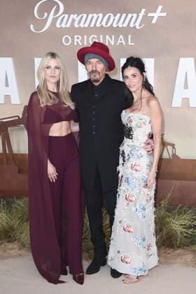 Ali Larter, Billy Bob Thornton und Demi Moore bei der Premiere der 2. Staffel der Paramount+ Serie Landman in Cineworld Leicester Square. London, 16.11.2025