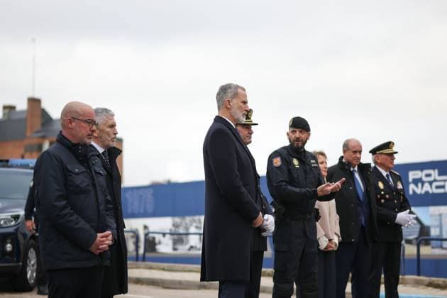 Felipe VI presides over the ceremony for the anniversary of the TEDAX NRBQ and the Central Cybercrime Unit of the National Police King Felipe VI presides, accompanied by the Minister of the Interior, Fernando Grande Marlaska, presides over the anniversary of the TEDAX NRBQ and the Central Cybercrime Unit of the National Police, on November 17, 2025, in Madrid Spain 17 NOVEMBER 2025 Alejandro Martínez Vé Spain  Copyright: xAlejandroxMartinezxVÃ lezx 7105931