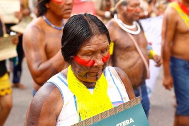 Global Indigenous March in Belem Belem (PA), 11 17 2025 - COP30 Indigenous March PA - Indigenous people and activists joined together this Monday (17) in the global indigenous climate march, which went through the streets of Belem during the programming of the 30th United Nations climate change conference of 2025 (COP 30). (Foto: Igor Mota Thenews2 imago images) Global Indigenous March in Belem  Copyright: xIgorxmotax