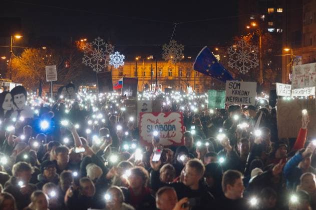 Twenty thousand people attend protest in Kosice against Robert Fico and his government KOSICE,SLOVAKIA - NOVEMBER 17: Crowd of around 20 thousand people gather to voice their opposition to Slovakia’s current government, led by nationalist Prime Minister Robert Fico in Kosice, Slovakia on November 17, 2025. Only a few days earlier, on November 14, students at a Poprad secondary school walked out of Fico’s address in a clear act of protest. Demonstrations were held in both Slovakia and the Czech Republic, as people in the two countries marked the anniversary of the 1989 Velvet Revolution by criticizing leaders they believe have strayed from its ideals. The commemorated events date back to November 17, 1989, when a student march in central Pra  Copyright: x2025xAnadoluxRobertxNemetix
