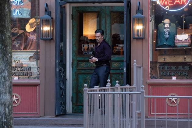 November 17, 2025, Dallas, Texas, USA: Taylor SheridanÃ¢â‚¬â ¢s Yellowstone spinoff Dutton Ranch used the KPMG Plaza at Hall Arts and Bill s Western Wear shop in the West End District of Dallas today. ..Cole Hauser is playing the role of Rip Wheeler in the spinoff of the popular Yellowstone series. Dallas USA - ZUMAa183 20251117_znp_a183_001 Copyright: xAvixAdelmanx