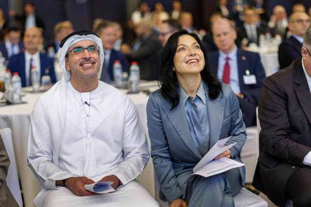 Katherina Reiche (CDU), Bundesministerin fuer Wirtschaft und Energie, reist in die VAE und nach Katar. Hier bei der Eroeffnung des Energieforums mit dem Staatssekretaer fuer Energie und Infrastruktur Sharif Al Olama . Abu Dhabi. 18.11.2025. Fotografiert im Auftrag des BMWE Abu Dhabi VAE *** Katherina Reiche CDU , Federal Minister for Economic Affairs and Energy, travels to the UAE and Qatar Here at the opening of the Energy Forum with the State Secretary for Energy and Infrastructure Sharif Al Olama Abu Dhabi 18 11 2025 Photographed on behalf of the BMWE Abu Dhabi UAE Copyright: xThomasxImo BMWEx