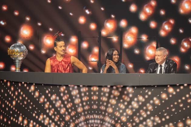 Lets DanceLive - Die Tour 2025 Jorge Gonzales, Joachim Llambi, Motsi Mabuse bei der Live-Show Lets Dance am 17.11.2025 in der Festhalle Frankfurt. Frankfurt Festhalle Hessen