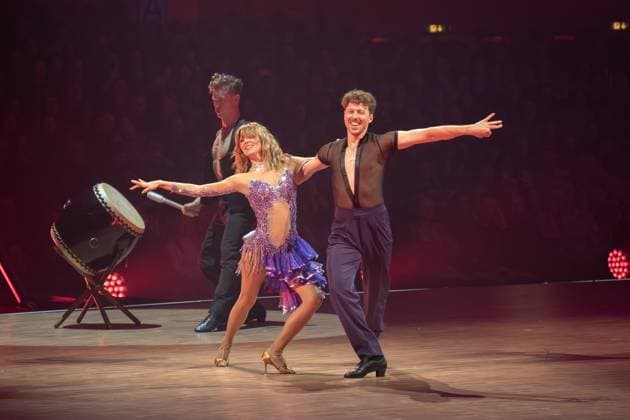 Lets DanceLive - Die Tour 2025 Ella Endlich und Valentin Lusin bei der Live-Show Lets Dance am 17.11.2025 in der Festhalle Frankfurt. Frankfurt Festhalle Hessen