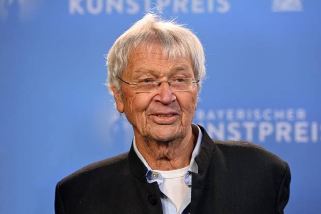 Gerhard POLT (Kabarettist), Einzelbild,angeschnittenes Einzelmotiv,Portraet,Portrait,Porträt. Verleihung Bayerischer Kunstpreis 2025 am 18.11.2025 im Bergson Kunstkraftwerk in Muenchen