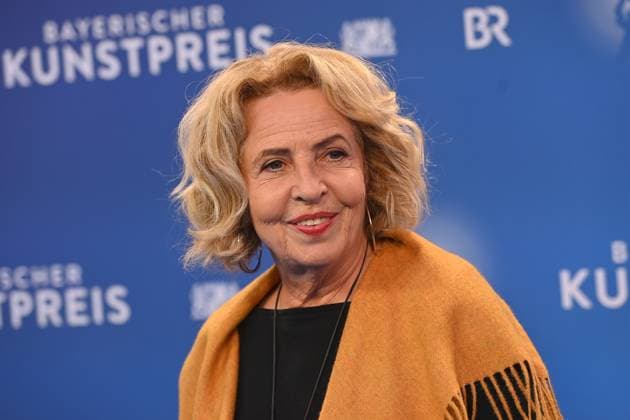 Michaela MAY (Schauspielerin), Einzelbild,angeschnittenes Einzelmotiv,Portraet,Portrait,Porträt, Verleihung Bayerischer Kunstpreis 2025 am 18.11.2025 im Bergson Kunstkraftwerk in Muenchen