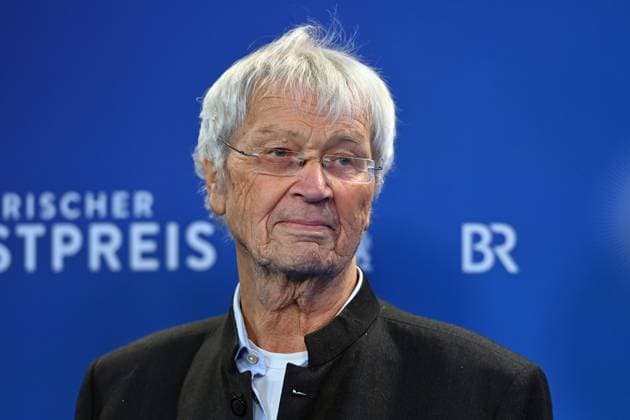 Gerhard POLT (Kabarettist), Einzelbild,angeschnittenes Einzelmotiv,Portraet,Portrait,Porträt. Verleihung Bayerischer Kunstpreis 2025 am 18.11.2025 im Bergson Kunstkraftwerk in Muenchen