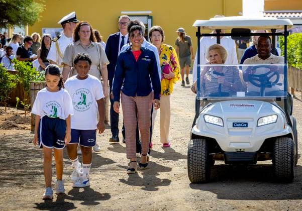 18-11-2025 Antillen Princess Beatrix, patron of the Dutch Caribbean Nature Alliance (DCNA), visited Washington Slagbaai National Park and the Jantje Beton playground and Tera Barra on the 1st day of the 2 day visit to Bonaire. Â  Copyright: xPPEx